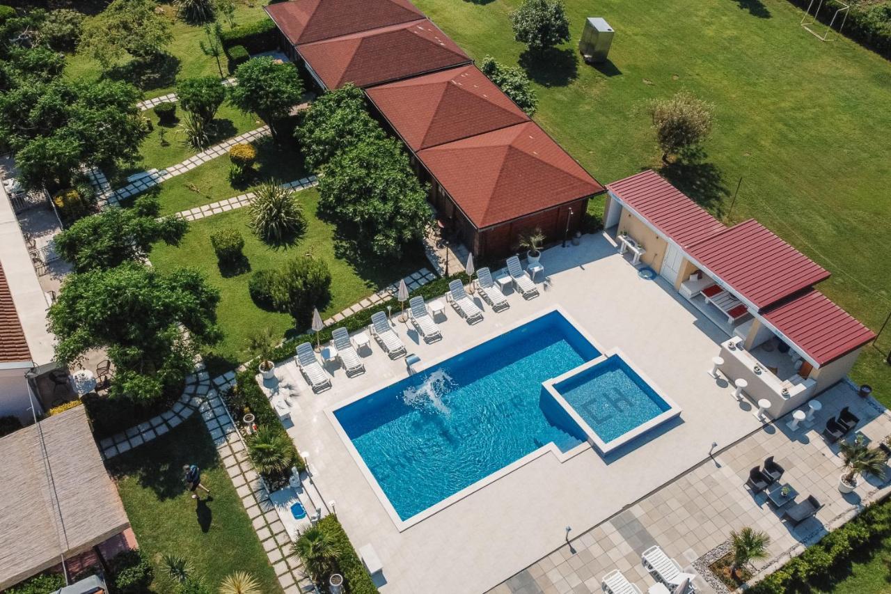 Christopher'S Apartments Ulcinj Luaran gambar