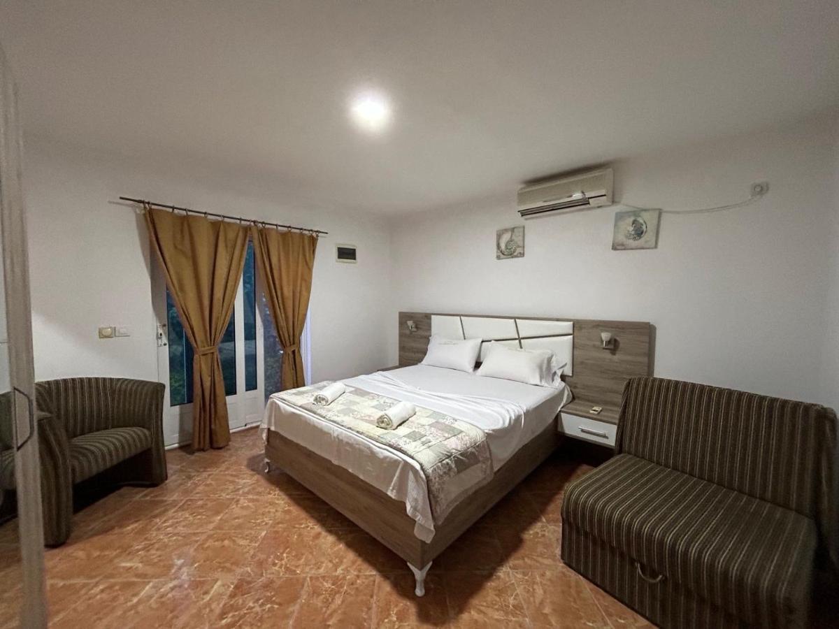 Christopher'S Apartments Ulcinj Luaran gambar
